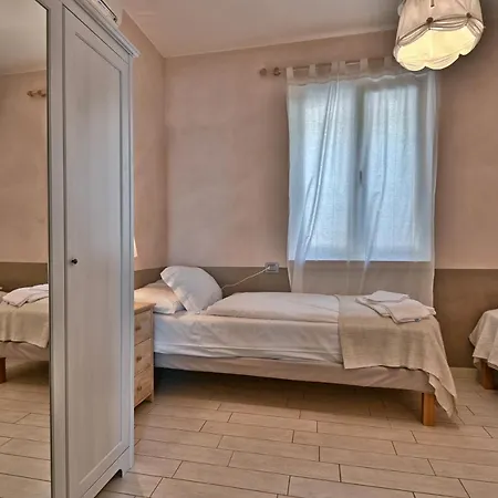 Borgo Le Vigne - L'uva Rara Only Adults * טיניאלה