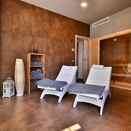 Borgo Le Vigne - L'uva Rara Only Adults Apartment Tignale